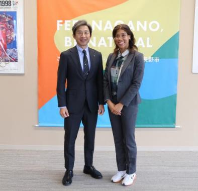 君嶋愛梨沙選手市長表敬訪問